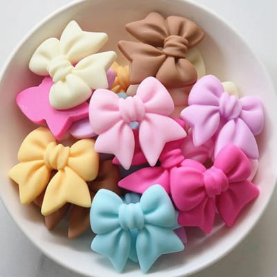 10 STuks Cartoon Kleurrijke Strik Hars Decoratie Ambachten Platte Achterkant Cabochon Scrapbooking Geschikt voor Telefoon Decoratie Versieringen DIY Accessoires
