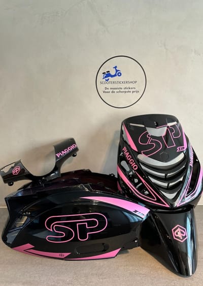 Piaggio zip - SP Outline Pakket S - Piaggio Zip Accessoire - Scooter Accessoires - Scooter Stickers - Roze - Mat