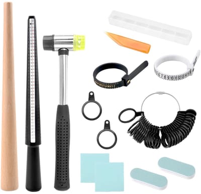Dailygoods- Ringmaatinstrumenten 11 Stuks - Ringmaat Meter - Kunststof Ringsizer - Meetgereedschap - Duidelijke Maatmarkering - Voor Mannen/Vrouwen