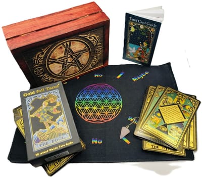 Goudfolie Tarotkaarten - Tarot en Pendelset in Pentagram houten doos