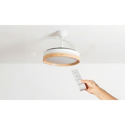 Plafondventilator met licht InnovaGoods, stil, intrekbare bladen, 6 snelheden, 3 modi, afstandsbediening
