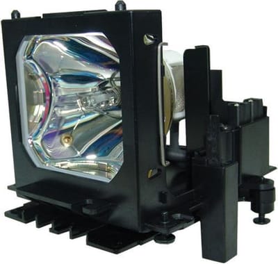 Beamerlamp geschikt voor de INFOCUS DP8400X beamer, lamp code SP-LAMP-015. Bevat originele NSH lamp, prestaties gelijk aan origineel.