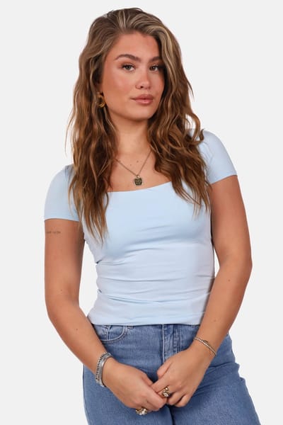 Getdrezzed Top - Maat: L - T-shirt vierkante hals travel lichtblauw