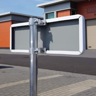 Parkeerbord onbedrukt - Complete set met aluminium paal + paalbeugels + paaldop - Weerbestendig Aluminium - 50x15 cm - Bevestiging: