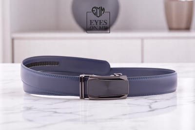 Blauwe lederen riem zonder gaatjes met automatische gesp voor heren ( Model L130 )