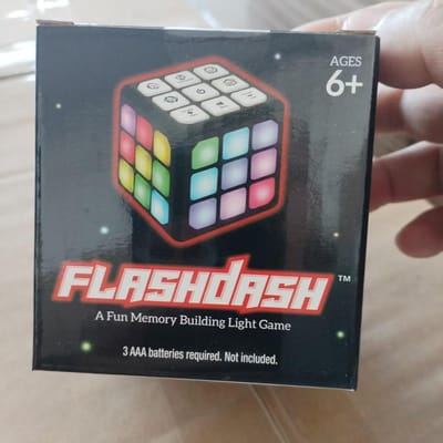 Flash Elektronische Slimme Muziek Veranderende Kubus Knipperend Puzzelspeelgoed Hersenkraker Educatief Spel Meerdere Modi Voor Binnen Volwassene