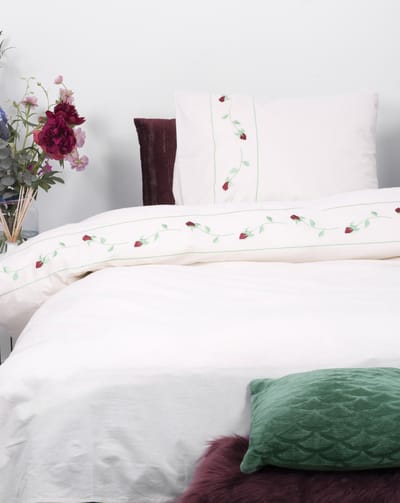 Dekbedovertrek Lisse borduur rood 200x200/220cm