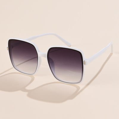 Nieuwe Mode Decoratieve Zonnebril Dames Vintage Vierkante Zonnebril Vrouw Trendy Buiten Sport Bril UV400 show as picture