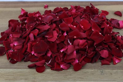Verse Rozenblaadjes - Decoratie Bloemen - Romantische Momenten - Heerlijke Geur - 1 Liter - Rood