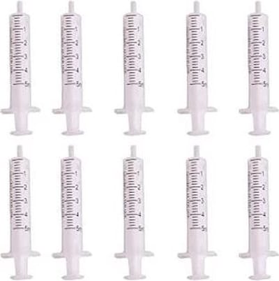 50 STUKS Wegwerp (injectie) spuit _ DOSEERSPUIT STERLIE . 5ml Individueel ingepakt