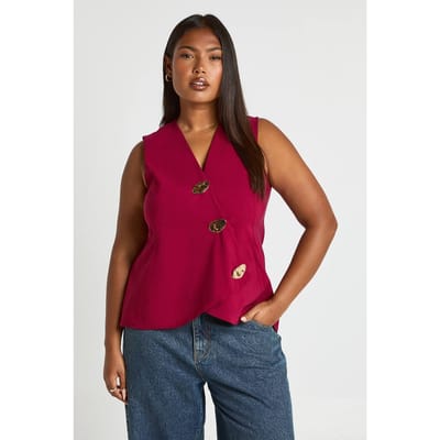 boohoo Dames Plus Gilet met gouden knoopaccent | Berry | Maat: 28