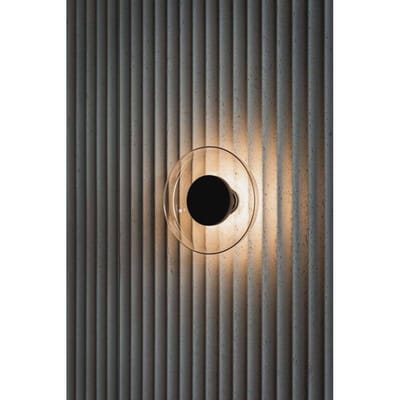 MARSET LED-wandlamp Aura, Ø 18 cm, aan/uit, doorschijnend