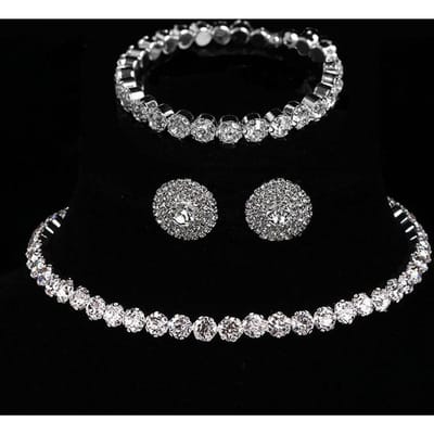 Niche Volledig Diamant Ketting Oorbellen Armband Drie Delig Set Metaal Bloem Holle Kraag Bruidsmeisje Bruid Pak Vrouwen gray