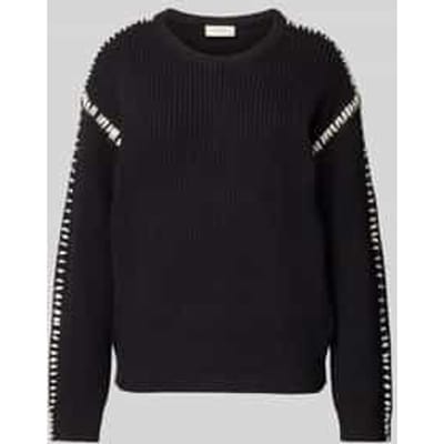 Gebreide pullover met siernaad