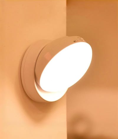 KZQ Plakbare Nachtlamp Oplaadbare Batterij Met 360 Graden Draaibare Bewegingssensor LED Lamp Voor Slaapkamer Keuken Hal En Ingang Warm Licht