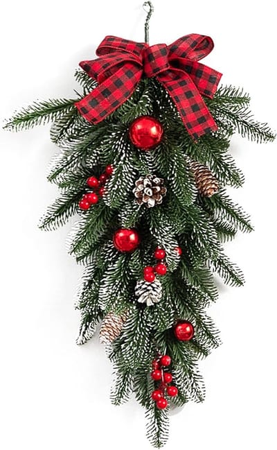 Kunstkerstdecoratie met Rode Bessen, Dennentakken en Strik - 55 cm Lange Deurgarland voor Wand en Raam Versiering tijdens de Feestdagen