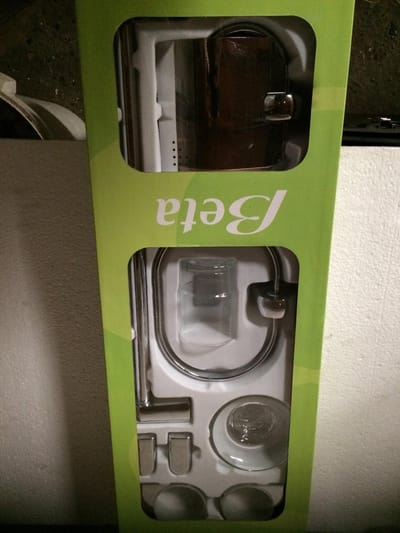 Beta Badkamer Accessoires set - 6-delig - RVS - Zeep houder - Glas met houder - handdoek stang - Wc rol houder - Ophanghaken - Handdoek ring