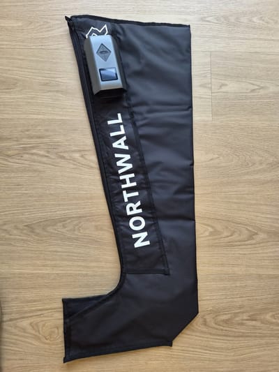 Northwall Gold Series - Beenmassage en Voetmassage Apparaat - Recovery Boots met Luchtcompressie - Draadloos Lymfedrainage Apparaat - Professioneel Massage Apparaat voor Spierherstel, Bloedcirculatie & Vermoeide Benen - Compressie Boots