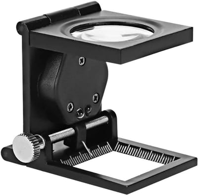 Vergrootglas Met Licht - Vergrootglas Tafel - Hobby en Reparaties - Drievoudig Opvouwbaar - 5 x 4.8 x 0.03 cm