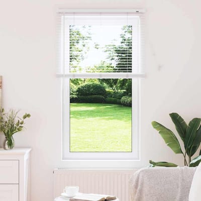 vidaXL - Venetiaanse - jaloezie - Wit - 130 - x - 70 - cm - 25 - mm - Aluminium