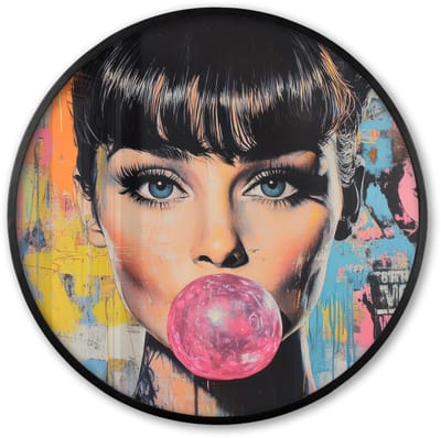 Poster in lijst Rond - Fotolijst 60x60 cm - Posters - Kauwgom - Vrouw - Penseelstreken - Modern - Ronde posterlijst zwart - Decoratie - Wanddecoratie woonkamer - Muurdecoratie slaapkamer