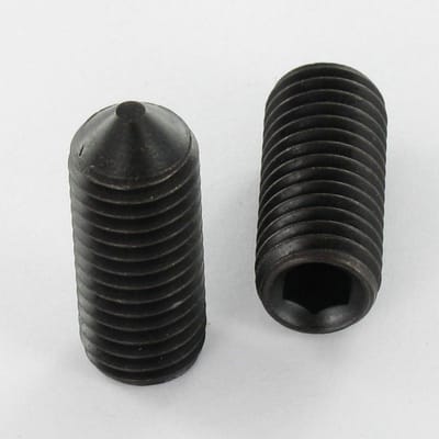 Stelschroef M4x8 - zak á 6 stuks - zwart - binnenzeskant - inbus