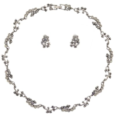 Behave – Sieradenset – Zwart – Zilverkleurig – Klassieke Glamour – Statement – Met Oorstekers