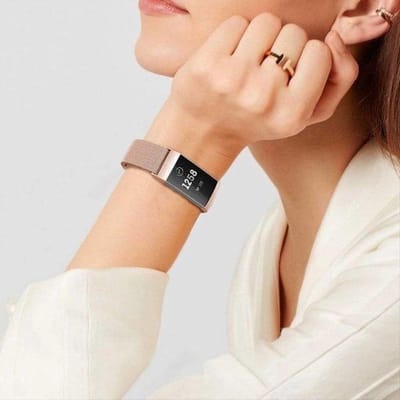 CHPN - Horlogebandje - Bandje geschikt voor Fitbit - Fitbit Charge 3 - Milanese bandje - Rose goud - Large - L - Horlogeband - Excl. fitbit - Armband - Polsband