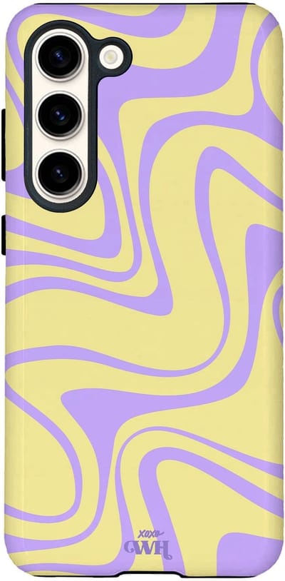 xoxo Wildhearts Sunny Side Up - Hoesje geschikt voor Samsung Galaxy S26 Plus - Siliconen hoesje met dubbele beschermlaag - Luxe case - Stevige backcover - Golvenprint - Golvend patroon - golven - Geel / Paars