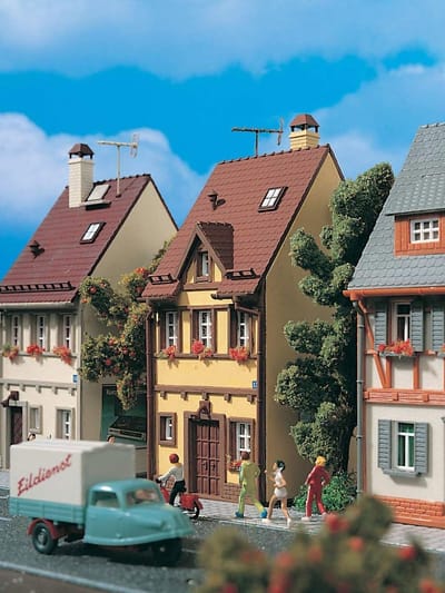 Modelbouw Huis - Woonhuis Kit - Model Spoorbaan - Klassieke Stijl - Schaal 1:87 - Meerkleurig