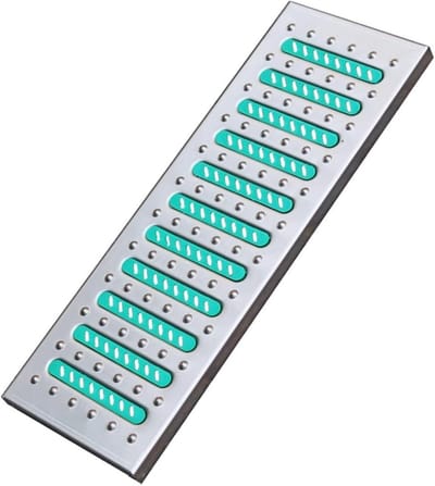 Kanaal Afvoerbeschermer - Roestvrij Staal Rooster - Efficiënte Waterafvoer - Hoge Draagkracht - 58 cm Lengte - Zilver