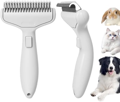Daity Vachtverzorgingskam voor katten en honden — Voorzien van 'One-Touch' haarvrijgaveknop | Premium verzorgingstool — Gaat verharen effectief tegen en verwijdert de ondervacht | Geschikt voor zowel langharige als kortharige huisdieren (Wit)