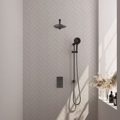 Brauer Gunmetal Edition thermostatische inbouw regendouche 3-weg omstelling SET 43 met 20 cm douchekop en rechte muurarm en 3-standen handdouche en doucheslang en geïntegreerde glijstang gunmetal geborsteld PVD