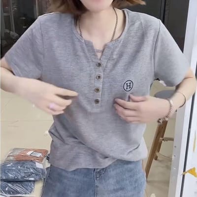 T-shirt met korte mouwen voor dames In de zomer Grote maat Losse nieuwe stijl Om de buik te bedekken en ze er slank uit te laten zien en veelzijdig Moeder casual top voor dames 5XL grijs