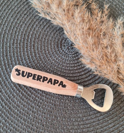 Mint11 - houten bieropener - superpapa - vaderdagcadeau - verjaardagscadeau - verjaardagskado - kado voor hem - cadeau voor hem