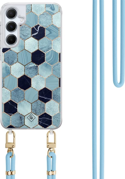 Casimoda® hoesje met koord - Geschikt voor Samsung A55 - Blue Cubes - Afneembaar koord - TPU/polycarbonaat - Blauw