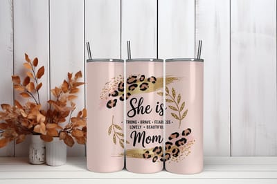 Thermosbeker Mom strong - 600 ml RVS Tumbler met Rietje - Cadeau - Schoolbeker - Antilek dop - Vaatwasserbestendig - Werkbeker - To go beker - Zomaar - Voor mama