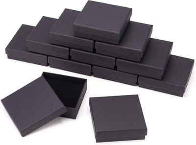 18 Stuks Zwarte Kraft Sieraden Dozen met Deksel - Vierkante Kartonnen Cadeau Dozen met Kussen voor Armbanden, Hangers en Sieradenopslag, 9.2x9.2x2.8cm