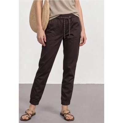 Slim legs broek in lichtgewicht kwaliteit