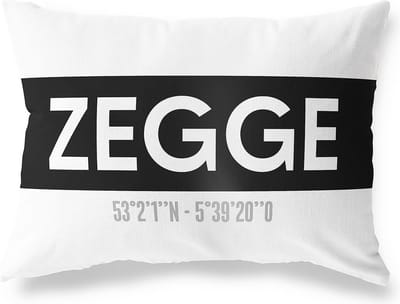Tuinkussen ZEGGE - NOORD-BRABANT met coördinaten - Buitenkussen - Bootkussen - Weerbestendig - Jouw Plaats - Studio216 - Modern - Zwart-Wit - 50x30cm