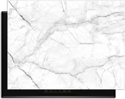 KitchenArt - Carrara Light - Inductie Beschermer - 78x52 cm - Kookplaat Beschermer - Luxe Afdekplaat Inductieplaat - Anti-slip & Oprolbaar - Beschermmat Inductiekookplaat