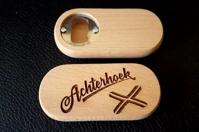 Schubie - Houten Flesopener ovaal Achterhoek - Cadeau - Bieropener - Achterhoek