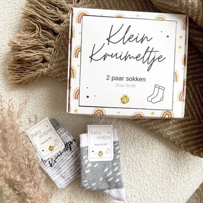 Kraamcadeau Babysokjes | Cadeaupakket | Geboortecadeau | 2 Paar Sokken Cadeaudoosje