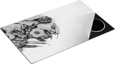 Chefcare Inductie Beschermer Groentes op Wit Hout - Zwart Wit - 85x52 cm - Afdekplaat Inductie - Kookplaat Beschermer - Inductie Mat