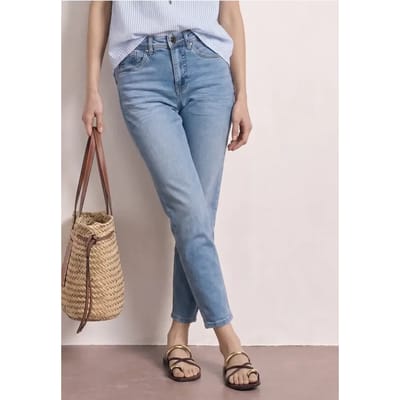 High Waist Barrel Leg jeans in Loose Fit