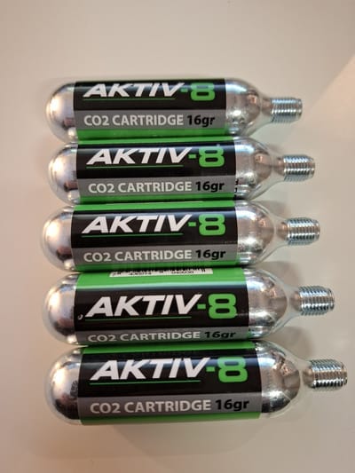 Aktiv-8 Co2 patronen 16 Grams met draad - 5x Co2 Patronen