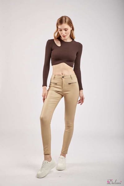 Broek Toxik3 middelhoge taille lederlook beige zip
