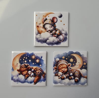 Koelkastmagneten Set van 3 – Slapende Dieren – Babykamer – Decoratieve Magneten – 5 x 5 cm – Cadeauset