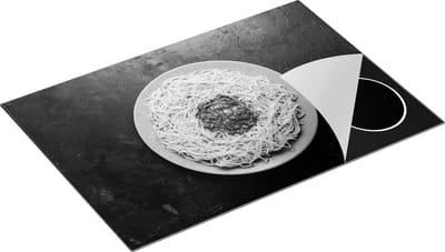 Chefcare Inductie Beschermer Pasta met Tomatensaus op Donker Groene Marmer - Zwart Wit - 75x50 cm - Afdekplaat Inductie - Kookplaat Beschermer - Inductie Mat