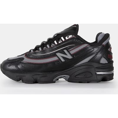 New Balance 1000 Black Taglia: 39.5 | Sneakers Outlet | Uomo | Nero